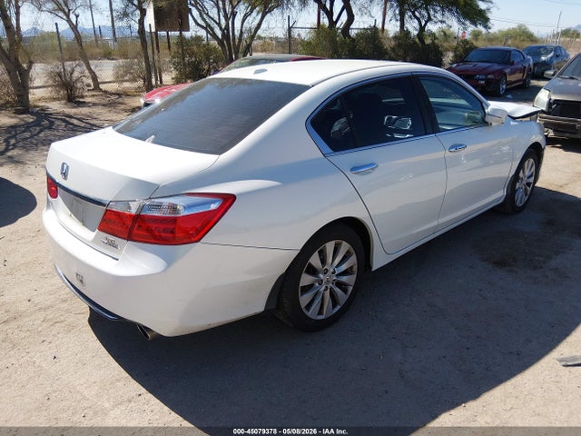 1HGCR3F90EA018463 Honda Accord Touring