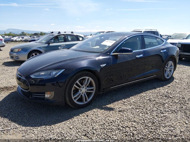 45079402 :رقم المزاد ، 5YJSA1H14EFP31998 vin ، 2014 Tesla Model S P85 مزاد بيع