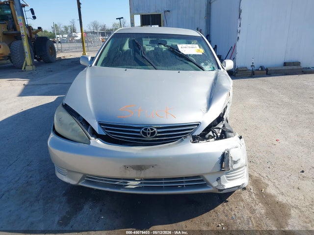 Продажа на аукционе авто 2005 Toyota Camry Le, vin: 4T1BE30K95U548958, номер лота: 45079403