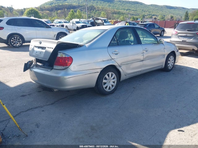 Продажа на аукционе авто 2005 Toyota Camry Le, vin: 4T1BE30K95U548958, номер лота: 45079403