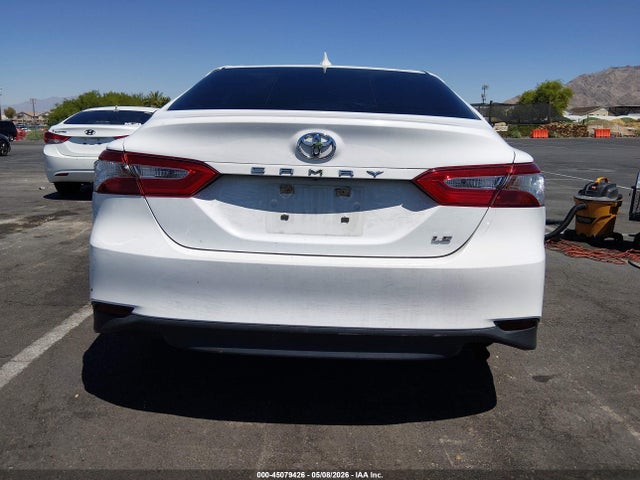 2019 Toyota Camry Le მანქანა იყიდება აუქციონზე, vin: 4T1B11HK4KU744354, აუქციონის ნომერი: 45079426