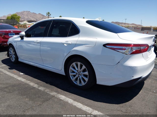 2019 Toyota Camry Le მანქანა იყიდება აუქციონზე, vin: 4T1B11HK4KU744354, აუქციონის ნომერი: 45079426