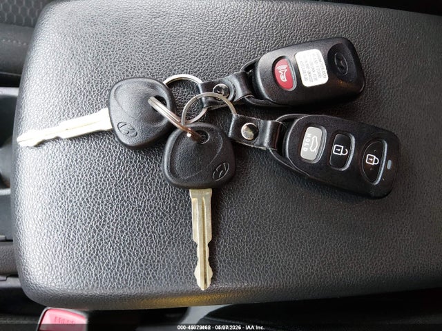 Продажа на аукционе авто 2020 Hyundai Elantra Se, vin: 5NPD74LF4LH613895, номер лота: 45079462
