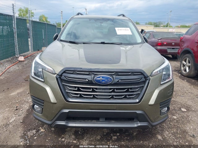 45079464 :رقم المزاد ، JF2SKAEC0PH462728 vin ، 2023 Subaru Forester Premium مزاد بيع