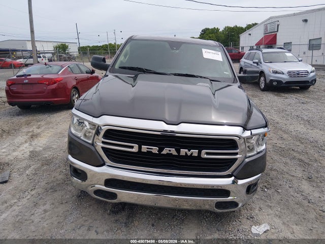 45079498 :رقم المزاد ، 1C6SRFBT0LN190325 vin ، 2020 Ram 1500 Big Horn  4x4 6'4 Box مزاد بيع