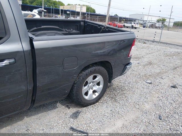45079498 :رقم المزاد ، 1C6SRFBT0LN190325 vin ، 2020 Ram 1500 Big Horn  4x4 6'4 Box مزاد بيع