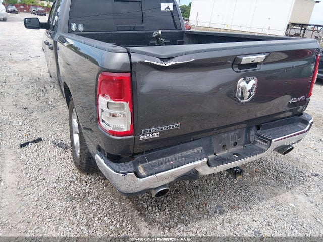 45079498 :رقم المزاد ، 1C6SRFBT0LN190325 vin ، 2020 Ram 1500 Big Horn  4x4 6'4 Box مزاد بيع