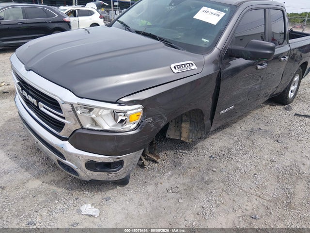 45079498 :رقم المزاد ، 1C6SRFBT0LN190325 vin ، 2020 Ram 1500 Big Horn  4x4 6'4 Box مزاد بيع