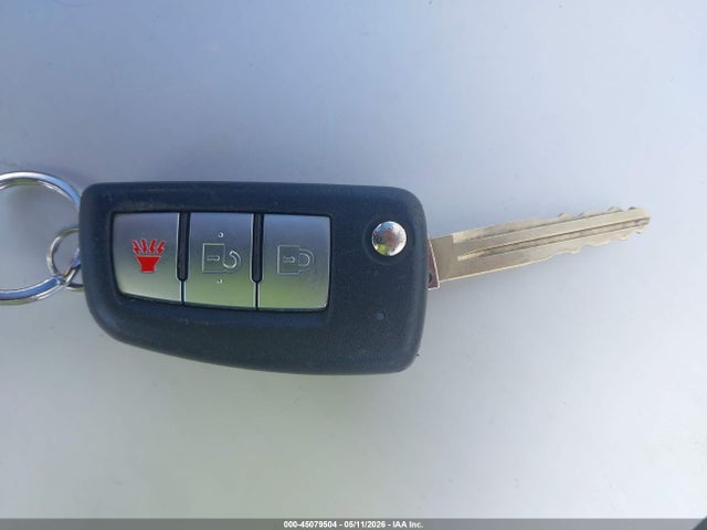 45079504 :رقم المزاد ، 5N1AT2MTXFC873074 vin ، 2015 Nissan Rogue S مزاد بيع