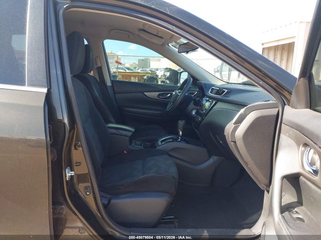 45079504 :رقم المزاد ، 5N1AT2MTXFC873074 vin ، 2015 Nissan Rogue S مزاد بيع