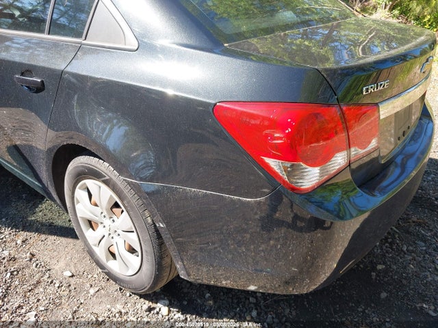 45079519 :رقم المزاد ، 1G1PC5SH0G7201235 vin ، 2016 Chevrolet Cruze Limited Ls Auto مزاد بيع