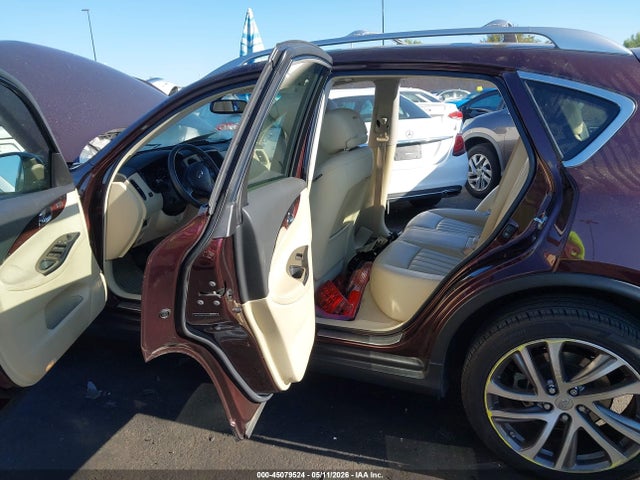 JN1BJ0RP8HM390228 Infiniti QX50