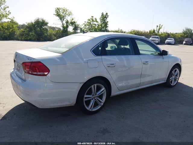 2014 Volkswagen Passat Se მანქანა იყიდება აუქციონზე, vin: 1VWBS7A34ECO47765, აუქციონის ნომერი: 45079525