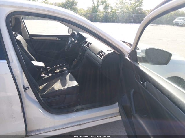 2014 Volkswagen Passat Se მანქანა იყიდება აუქციონზე, vin: 1VWBS7A34ECO47765, აუქციონის ნომერი: 45079525