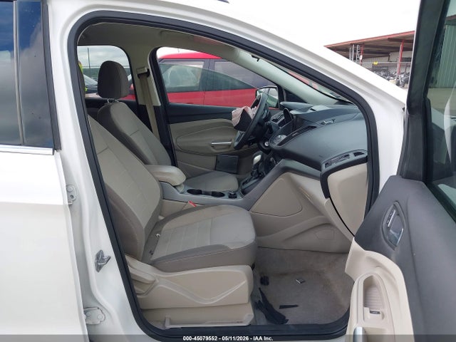 Продажа на аукционе авто 2014 Ford Escape Se, vin: 1FMCU0GX8EUB97645, номер лота: 45079552