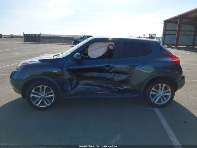 JN8AF5MR1ET355102 Nissan Juke Sl