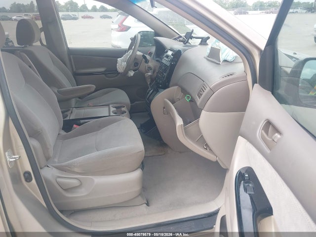 2004 Toyota Sienna Le მანქანა იყიდება აუქციონზე, vin: 5TDZA23C34S187033, აუქციონის ნომერი: 45079579