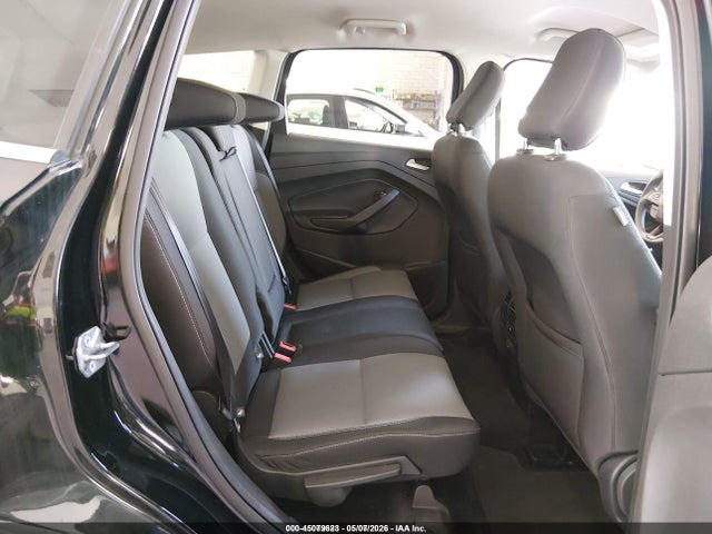 1FMCU9GD5JUD08866 Ford ESCAPE SE