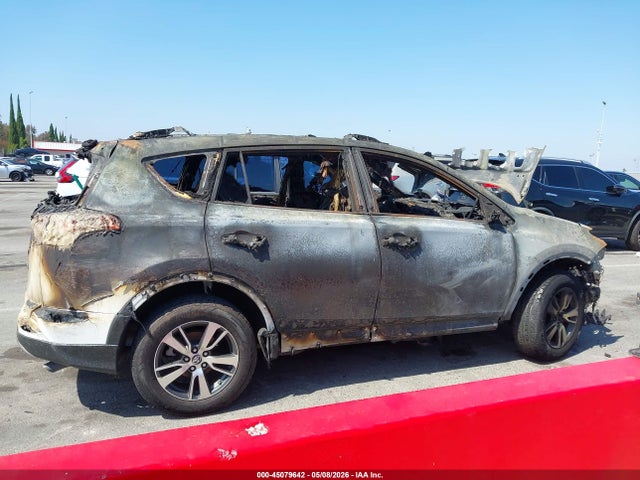 Aukcja sprzedaży 2016 Toyota Rav4 Xle, vin: 2T3WFREV8GW255115, numer aukcji: 45079642