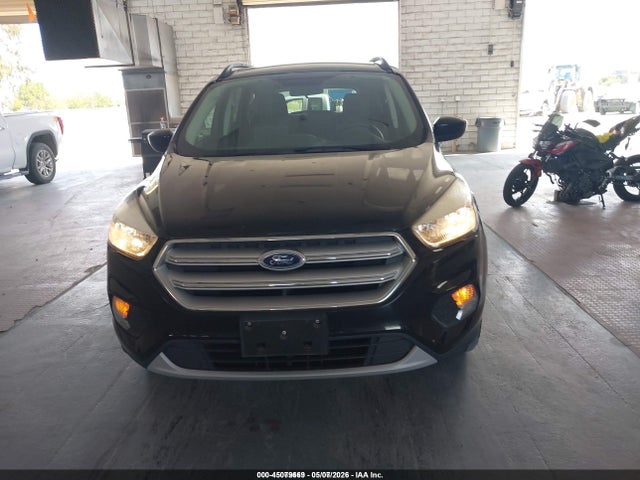 1FMCU9GD1JUD08864 Ford ESCAPE SE
