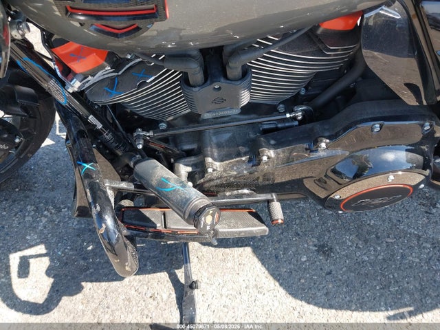 Harley-Davidson FLTRXSE 2025 1HD1TC622SB960383 Image 9
