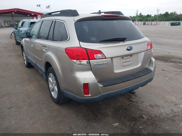 Продаж на аукціоні авто 2014 Subaru Outback 2.5i Premium, vin: 4S4BRCCC5E1284132, номер лоту: 45079707