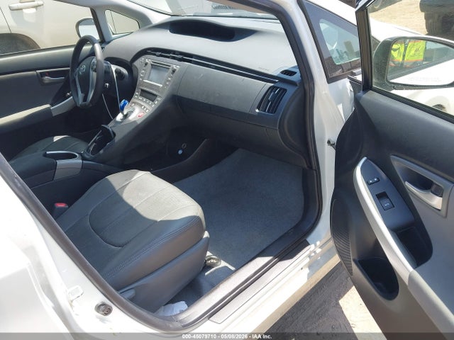 Toyota Prius Two 2015 JTDKN3DU8F2003931 Image 5