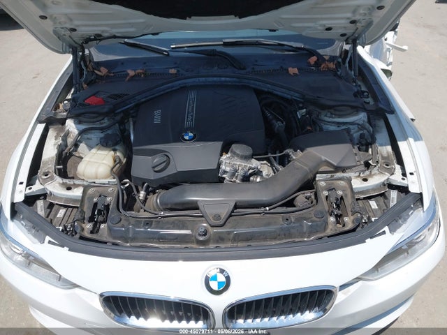 45079711 :رقم المزاد ، WBA3A9C50EF477616 vin ، 2014 Bmw 335i مزاد بيع