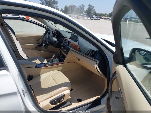 45079711 :رقم المزاد ، WBA3A9C50EF477616 vin ، 2014 Bmw 335i مزاد بيع