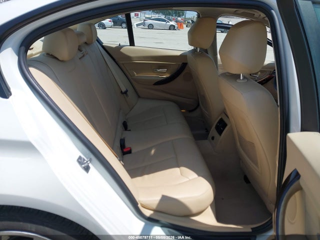45079711 :رقم المزاد ، WBA3A9C50EF477616 vin ، 2014 Bmw 335i مزاد بيع