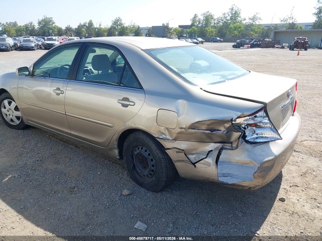 Продаж на аукціоні авто 2002 Toyota Camry Le, vin: JTDBE32K520047702, номер лоту: 45079717