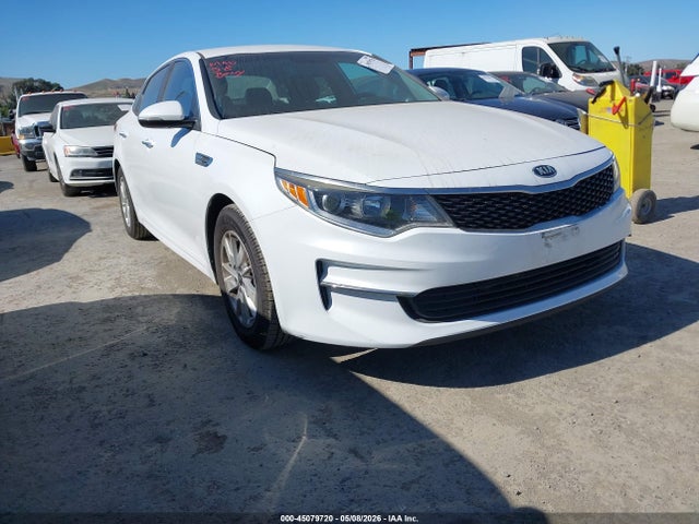Продажа на аукционе авто 2016 Kia Optima Lx, vin: 5XXGT4L3XGG014628, номер лота: 45079720
