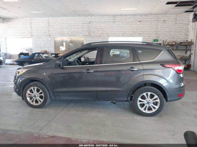 1FMCU9GD8JUD08778 Ford ESCAPE SE