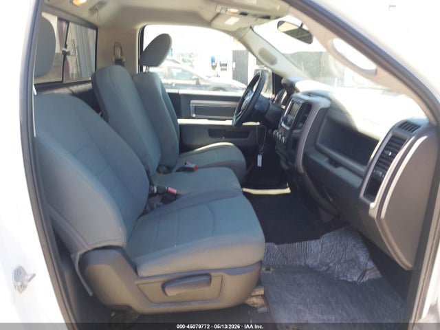 45079772 :رقم المزاد ، 3C6JR6DT3HG654572 vin ، 2017 Ram 1500 Tradesman  4x2 8' Box مزاد بيع