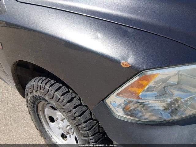 45079788 :رقم المزاد ، 1C6RR7FT7GS102344 vin ، 2016 Ram 1500 Tradesman مزاد بيع