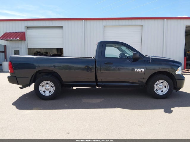 45079806 :رقم المزاد ، 3C6JR6DG2KG572150 vin ، 2019 Ram 1500 Classic Tradesman  4x2 8' Box مزاد بيع