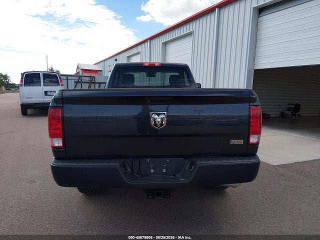45079806 :رقم المزاد ، 3C6JR6DG2KG572150 vin ، 2019 Ram 1500 Classic Tradesman  4x2 8' Box مزاد بيع