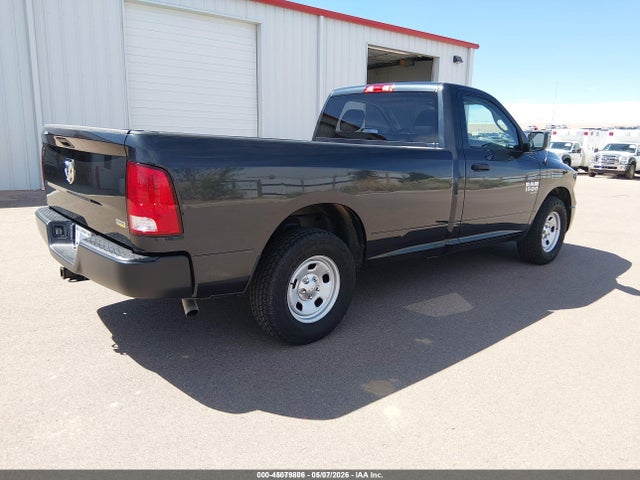 45079806 :رقم المزاد ، 3C6JR6DG2KG572150 vin ، 2019 Ram 1500 Classic Tradesman  4x2 8' Box مزاد بيع