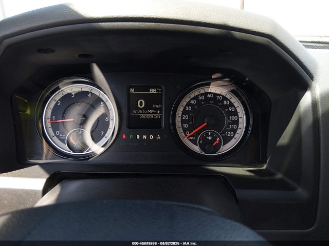 45079806 :رقم المزاد ، 3C6JR6DG2KG572150 vin ، 2019 Ram 1500 Classic Tradesman  4x2 8' Box مزاد بيع