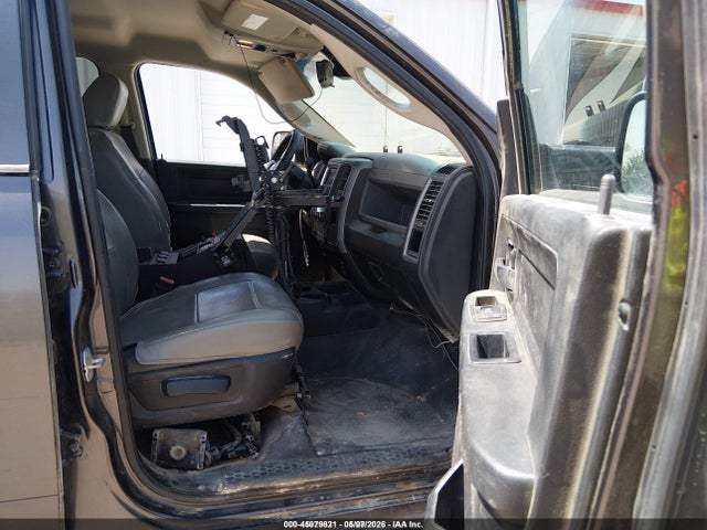 45079821 :رقم المزاد ، 3C6TR5HT4GG317002 vin ، 2016 Ram 2500 Tradesman مزاد بيع