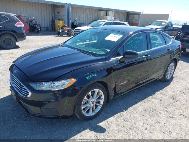 3FA6P0LUXKR174316 Ford Fusion Hybrid Se