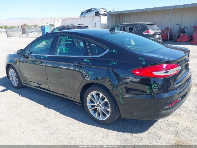 3FA6P0LUXKR174316 Ford Fusion Hybrid Se