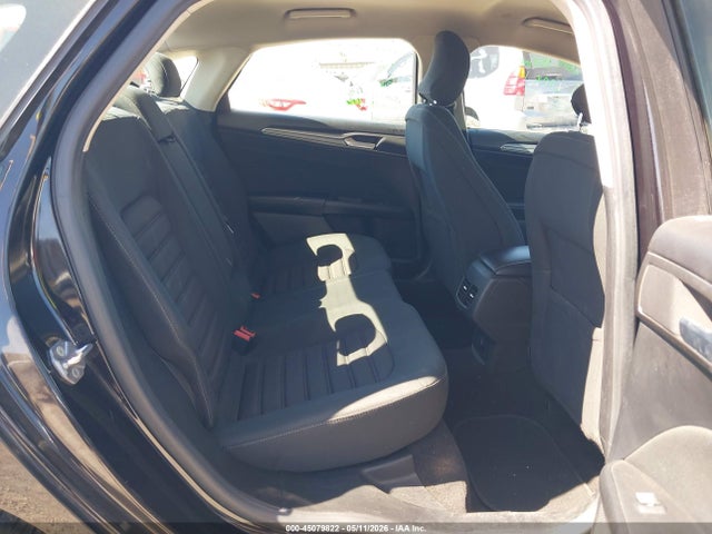 3FA6P0LUXKR174316 Ford Fusion Hybrid Se