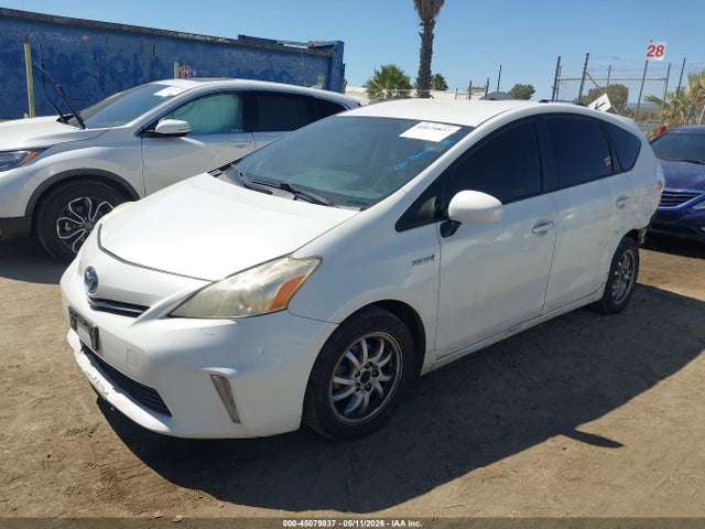 45079837 :رقم المزاد ، JTDZN3EU7D3260454 vin ، 2013 Toyota Prius V Two مزاد بيع