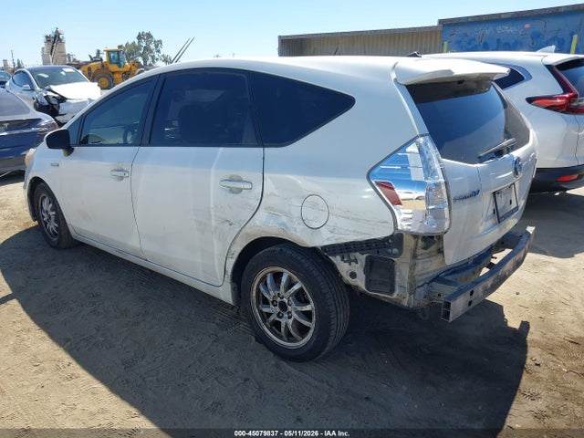45079837 :رقم المزاد ، JTDZN3EU7D3260454 vin ، 2013 Toyota Prius V Two مزاد بيع