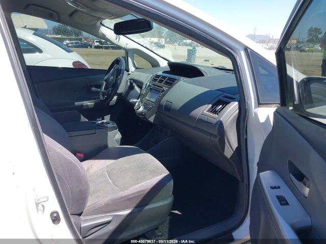45079837 :رقم المزاد ، JTDZN3EU7D3260454 vin ، 2013 Toyota Prius V Two مزاد بيع