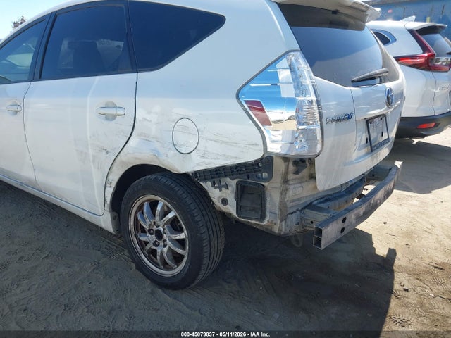 45079837 :رقم المزاد ، JTDZN3EU7D3260454 vin ، 2013 Toyota Prius V Two مزاد بيع