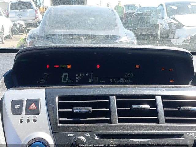 45079837 :رقم المزاد ، JTDZN3EU7D3260454 vin ، 2013 Toyota Prius V Two مزاد بيع