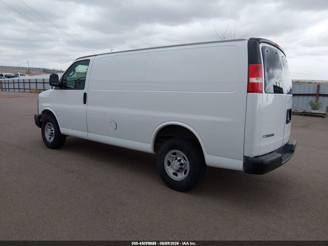 2017 Chevrolet Express 2500 Work Van მანქანა იყიდება აუქციონზე, vin: 1GCWGAFG3H1261161, აუქციონის ნომერი: 45079848