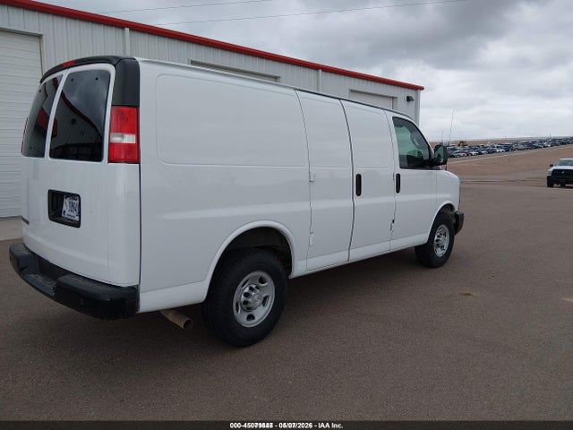 2017 Chevrolet Express 2500 Work Van მანქანა იყიდება აუქციონზე, vin: 1GCWGAFG3H1261161, აუქციონის ნომერი: 45079848